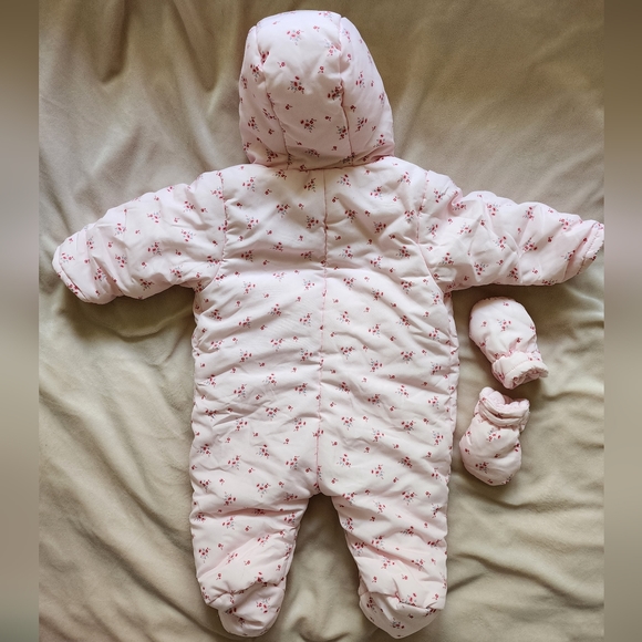 SOLD 0-3M Floral Bunting Snowsuit - Picture 2 of 3